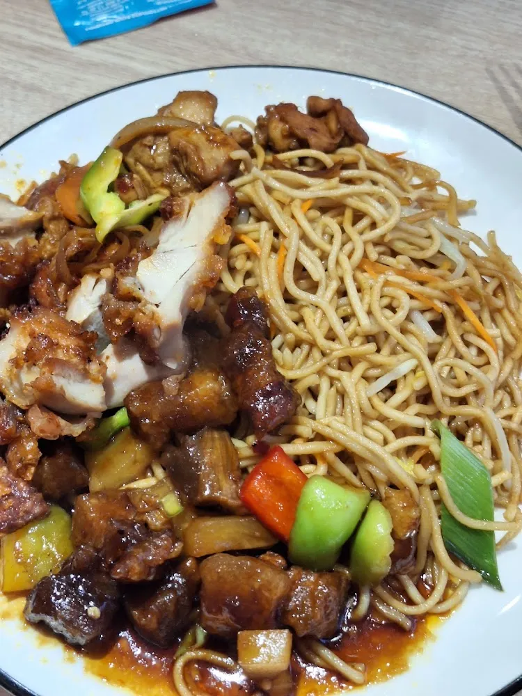 Nouilles Sautées Au Canard